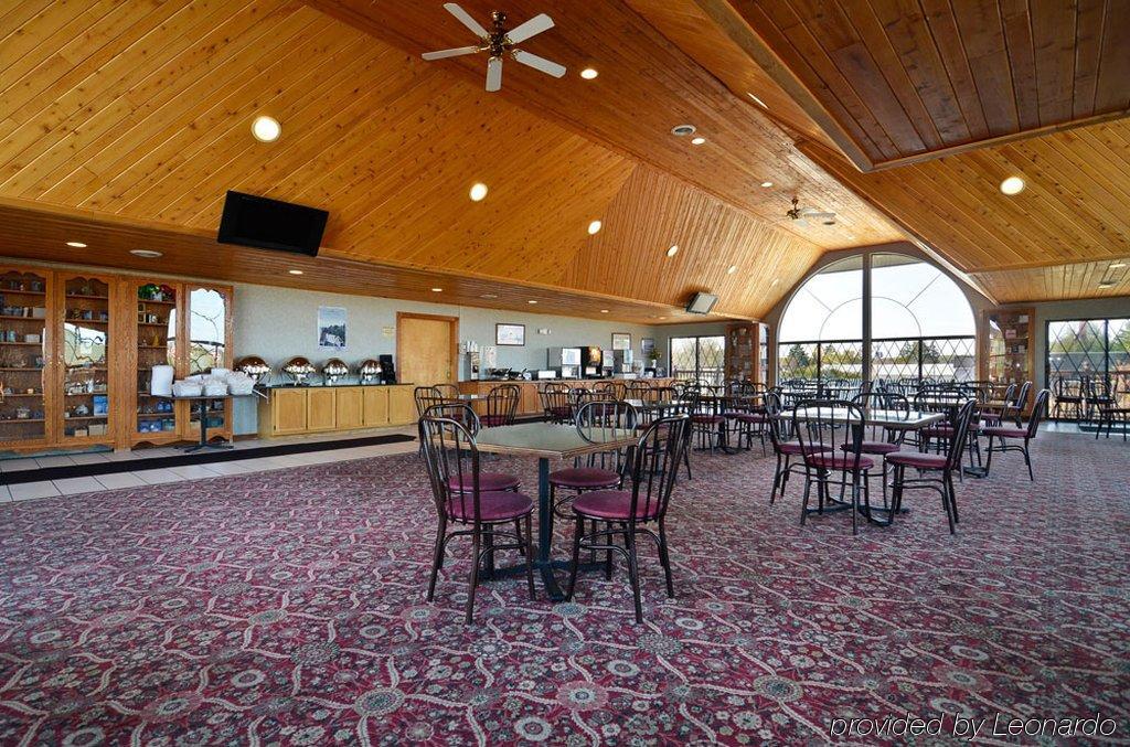 Best Western Plus Dockside Waterfront Inn Mackinaw City Exteriör bild