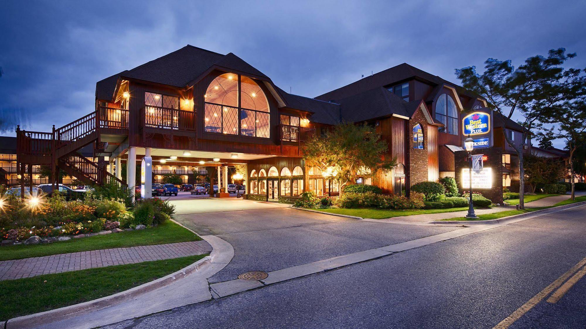 Best Western Plus Dockside Waterfront Inn Mackinaw City Exteriör bild