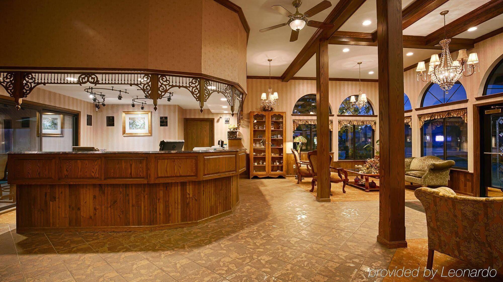 Best Western Plus Dockside Waterfront Inn Mackinaw City Exteriör bild